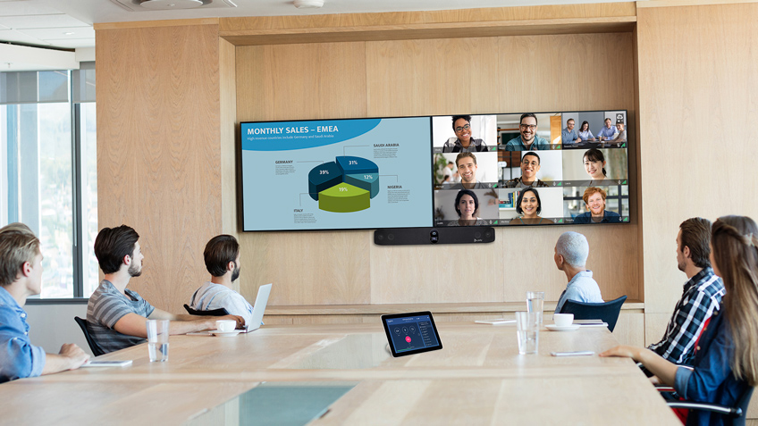 Picture of conference room with bluejeans on the TV